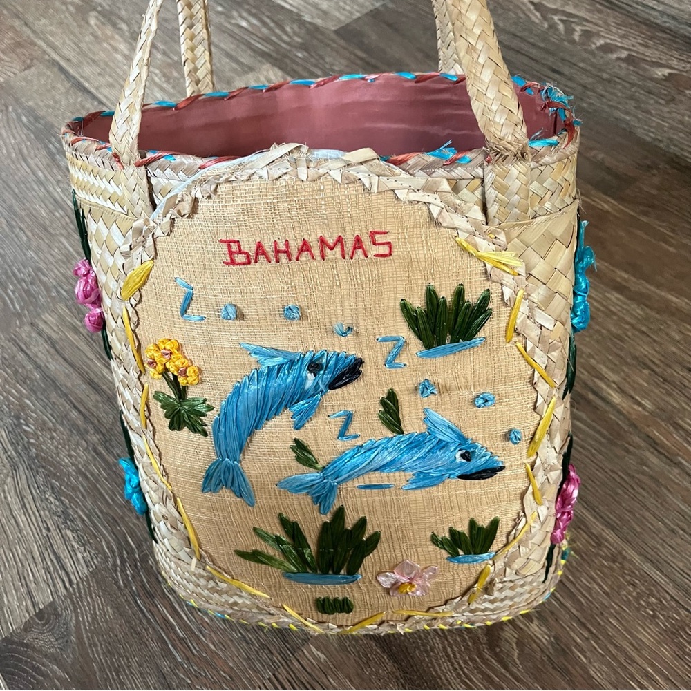 Vintage handmade Bahamas Embroidered Straw Tote Bag woven artisan beach basket